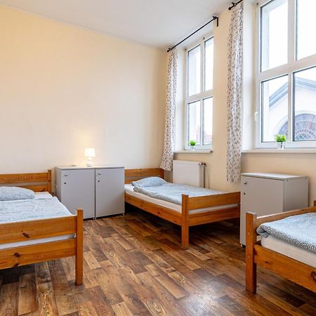 Hostel Orange Plus Stary Toruń Esterno foto